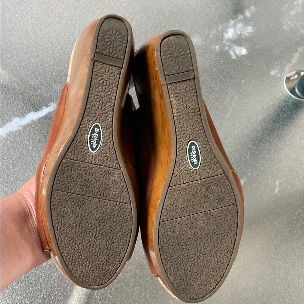 Dr. Scholl's Tan Leather Wedge Sandals - Picture 12 of 12
